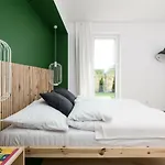 Colors - Tylko 10 Minut Piechota Od Energylandii