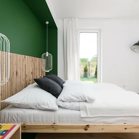 Colors - Tylko 10 Minut Piechota Od Energylandii