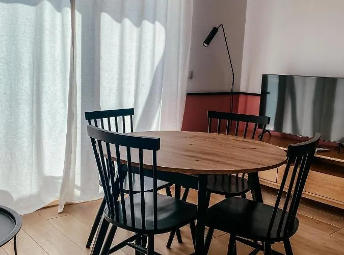 Colors - Tylko 10 Minut Piechota Od Energylandii Zator